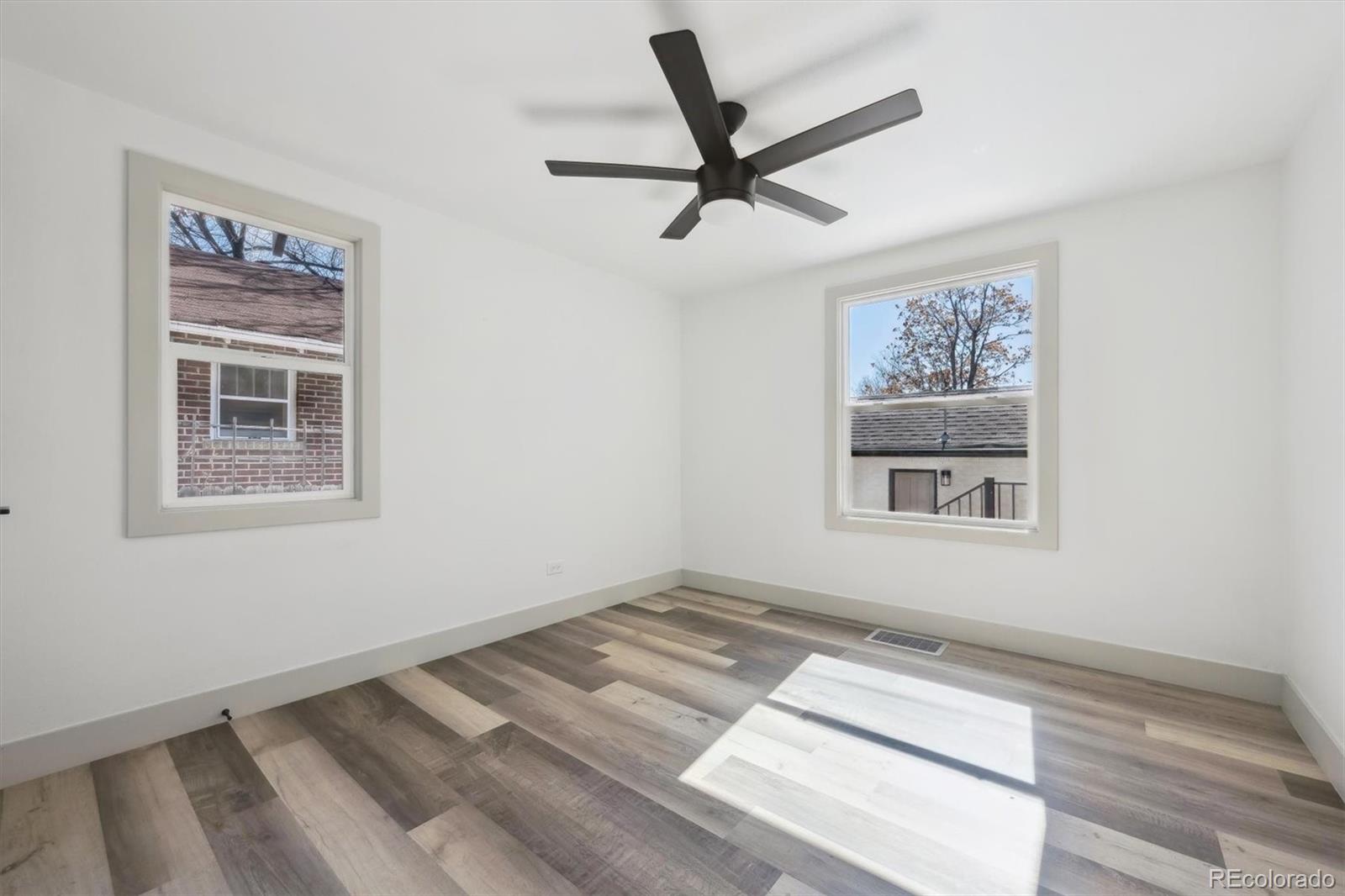 MLS Image #11 for 4022 e 17th avenue parkway,denver, Colorado