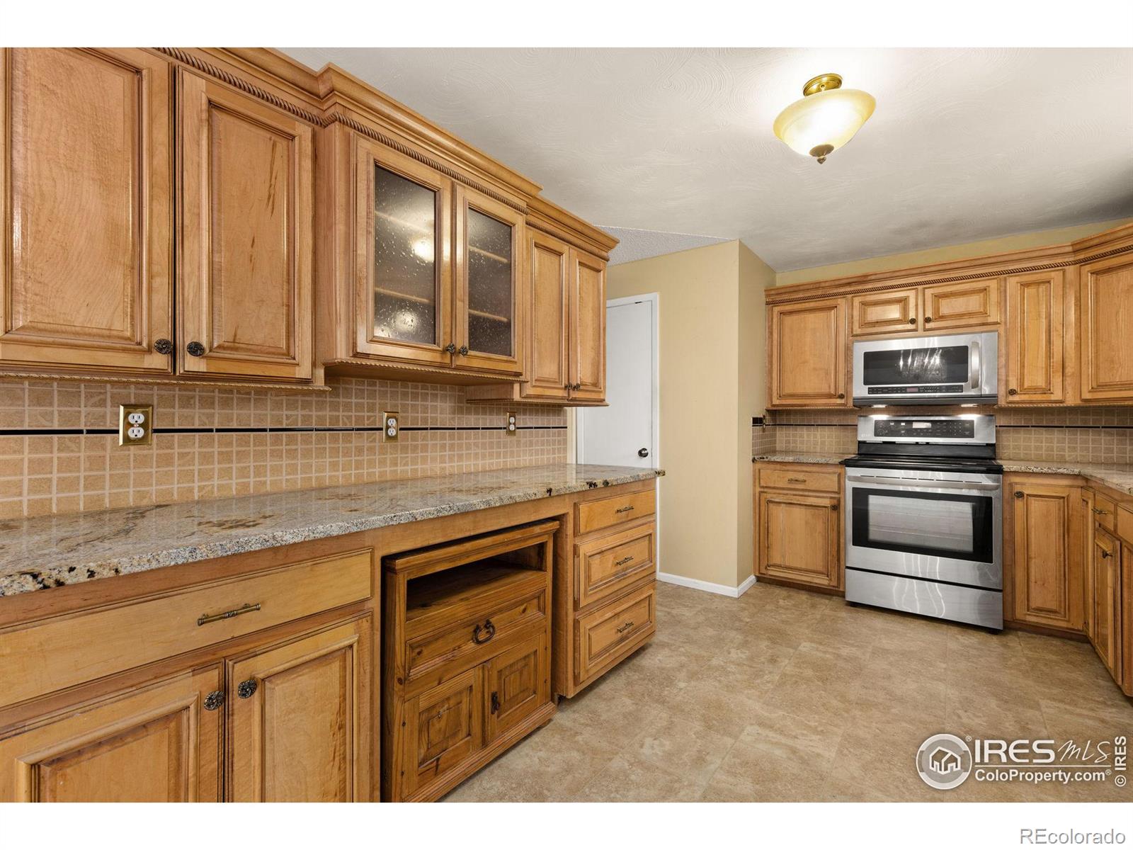 MLS Image #6 for 1614  meeker drive,longmont, Colorado