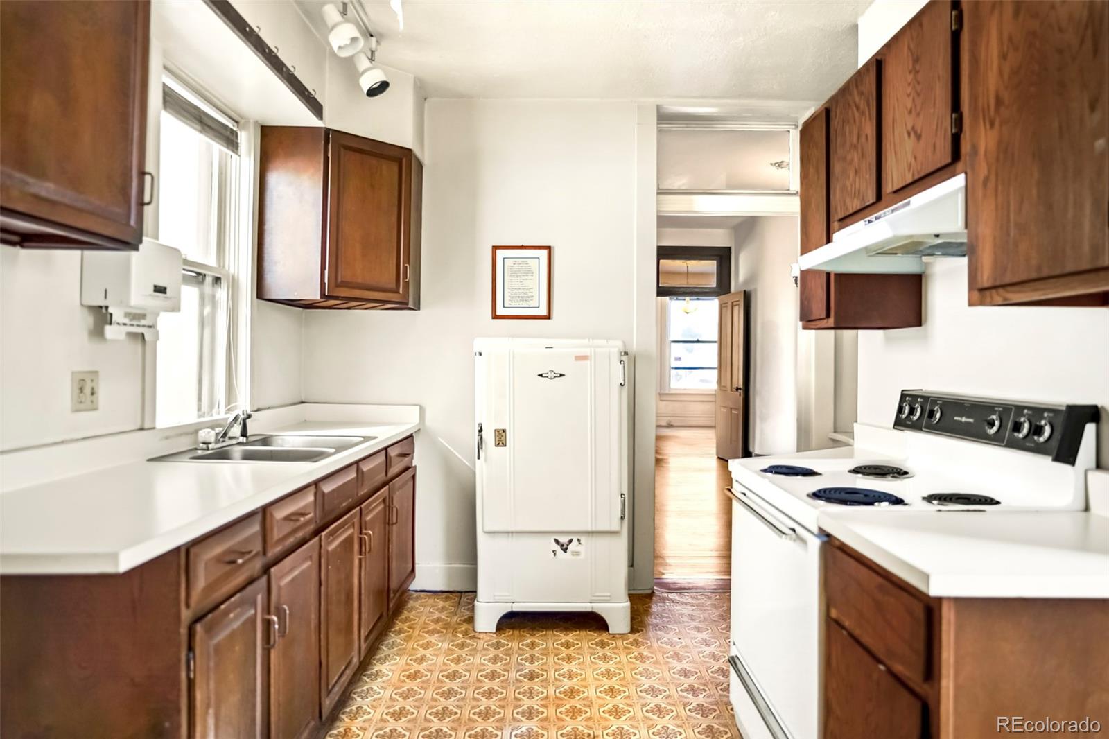 MLS Image #14 for 2914 w 29th avenue,denver, Colorado