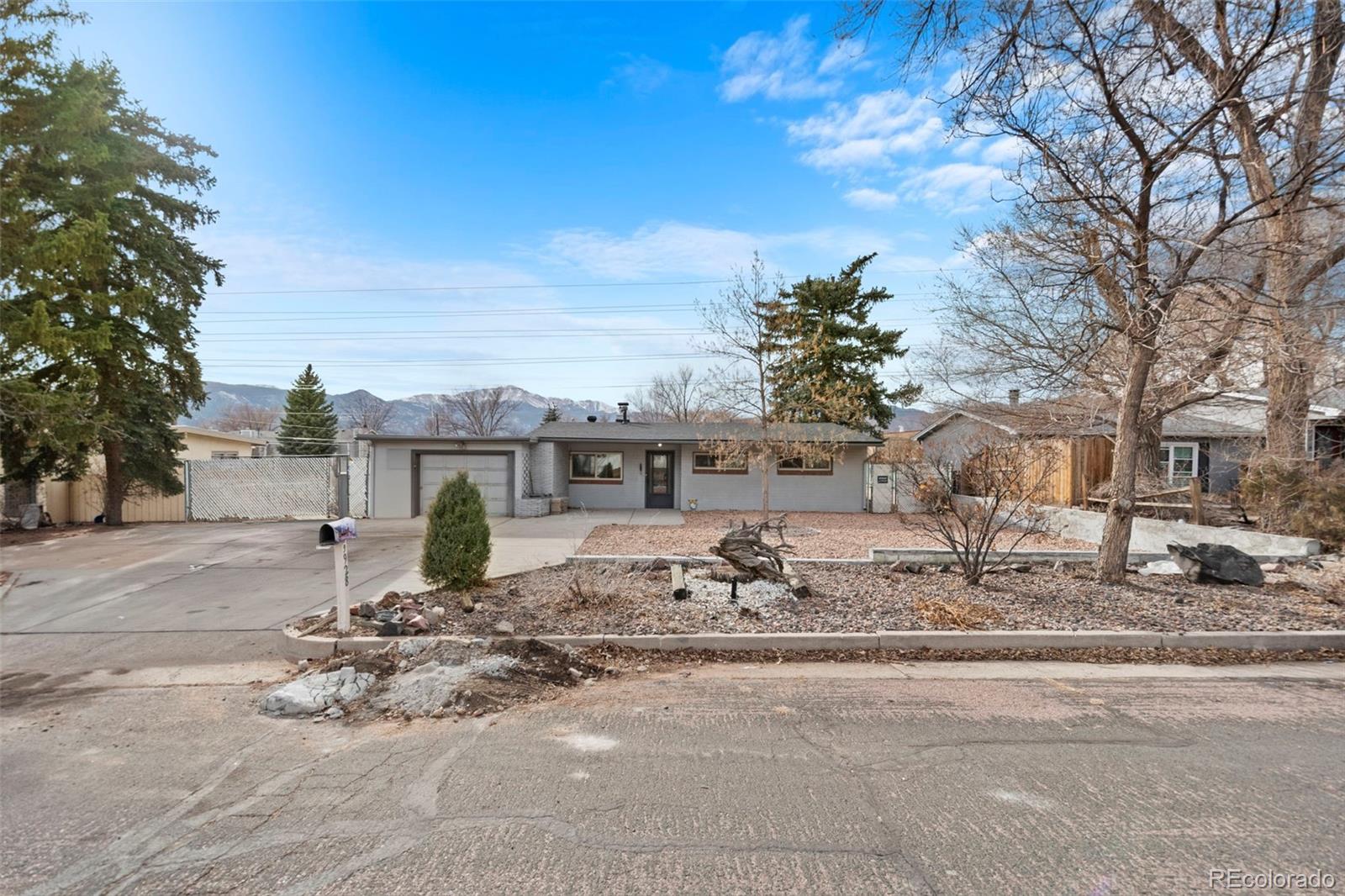 MLS Image #5 for 3928  azalea street,colorado springs, Colorado