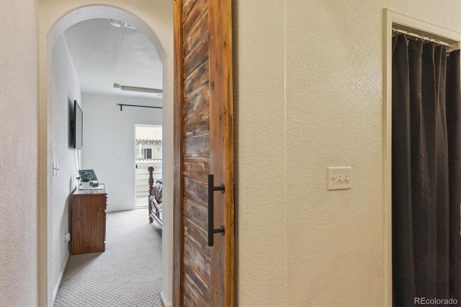 MLS Image #15 for 22932 e ontario drive,aurora, Colorado