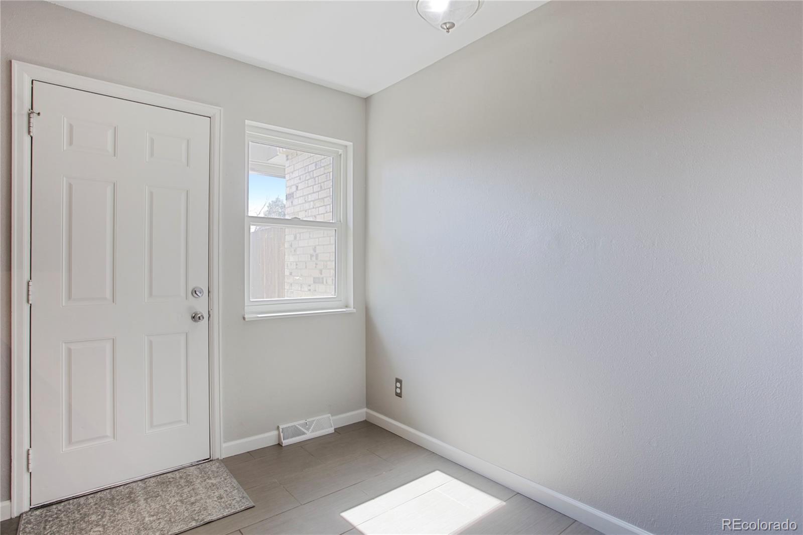 MLS Image #7 for 1482 s pierson street,lakewood, Colorado