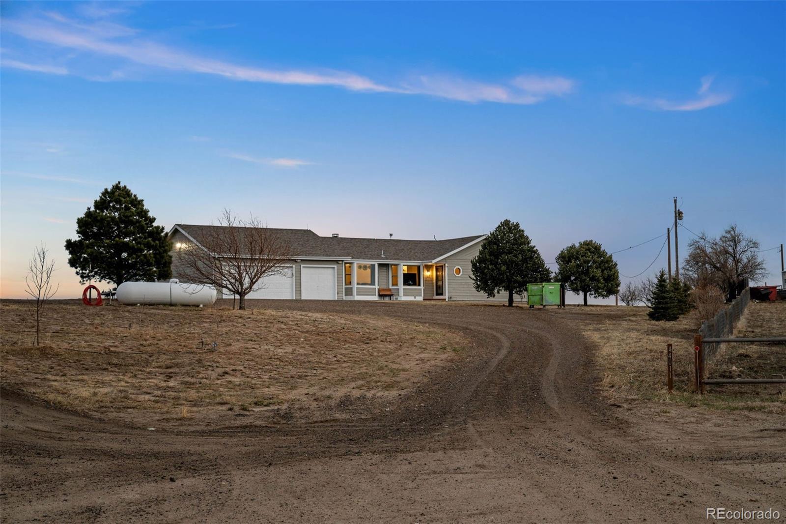 MLS Image #2 for 44011  morning star court,elizabeth, Colorado