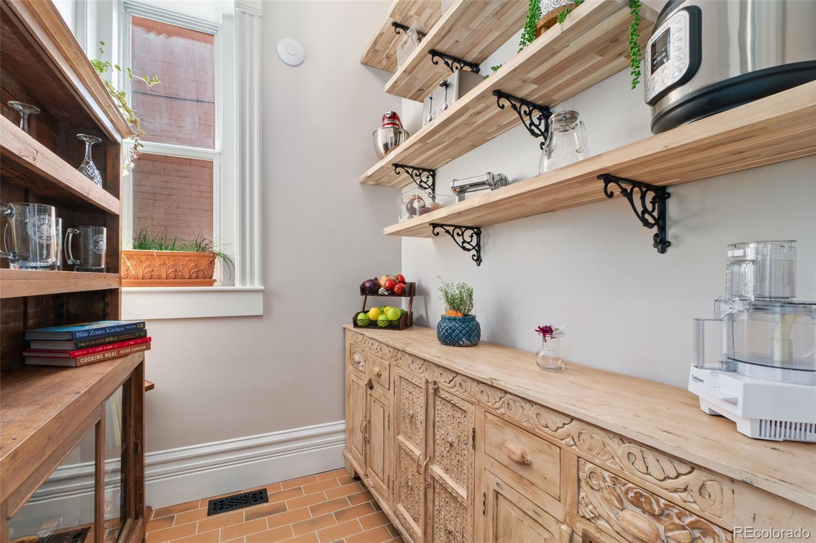MLS Image #17 for 2721  curtis street,denver, Colorado