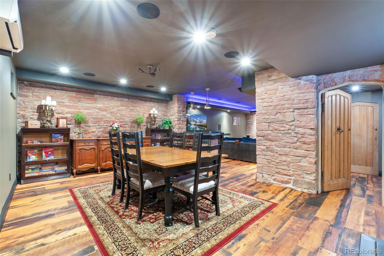 MLS Image #19 for 2721  curtis street,denver, Colorado
