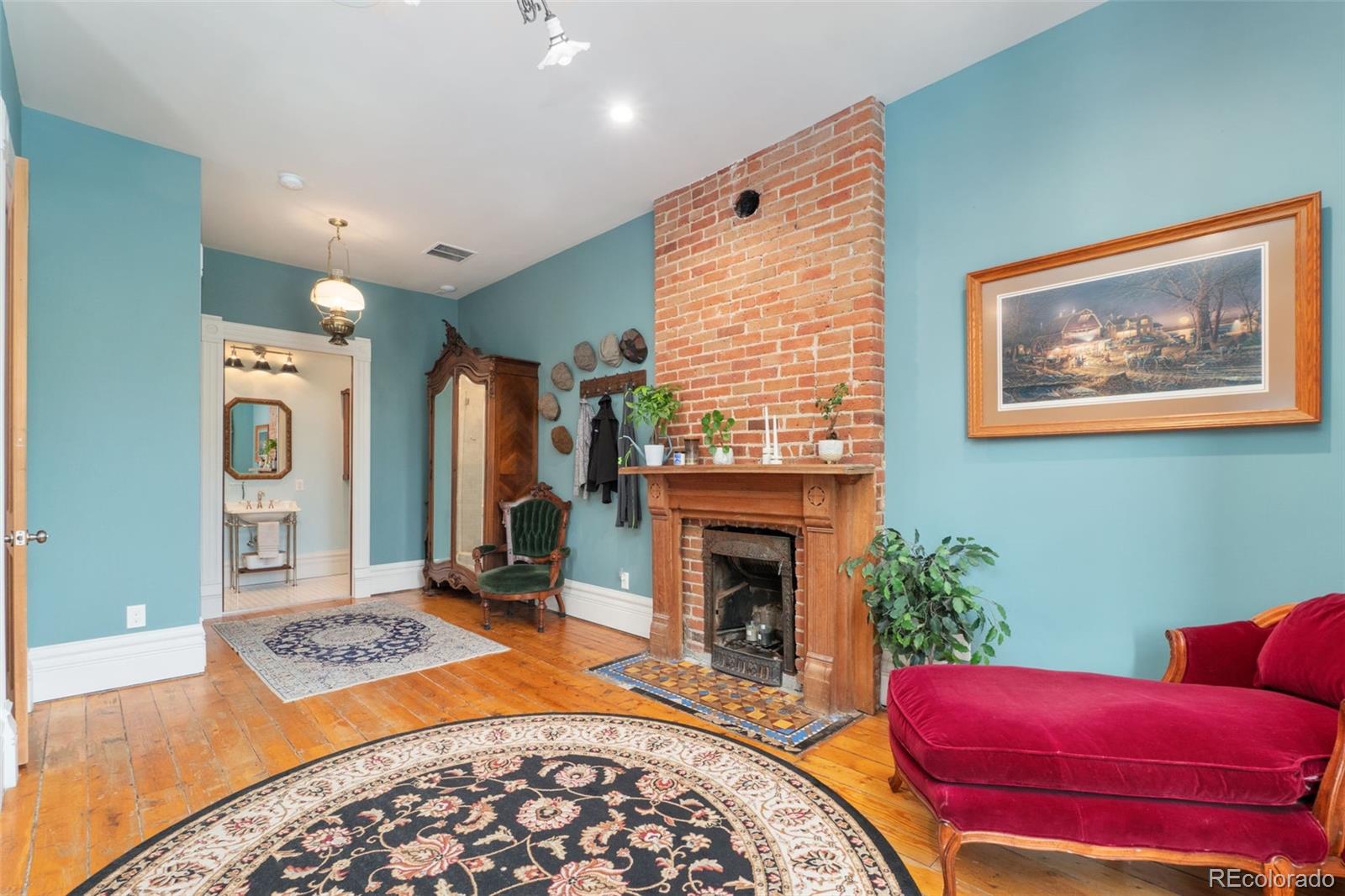 MLS Image #26 for 2721  curtis street,denver, Colorado