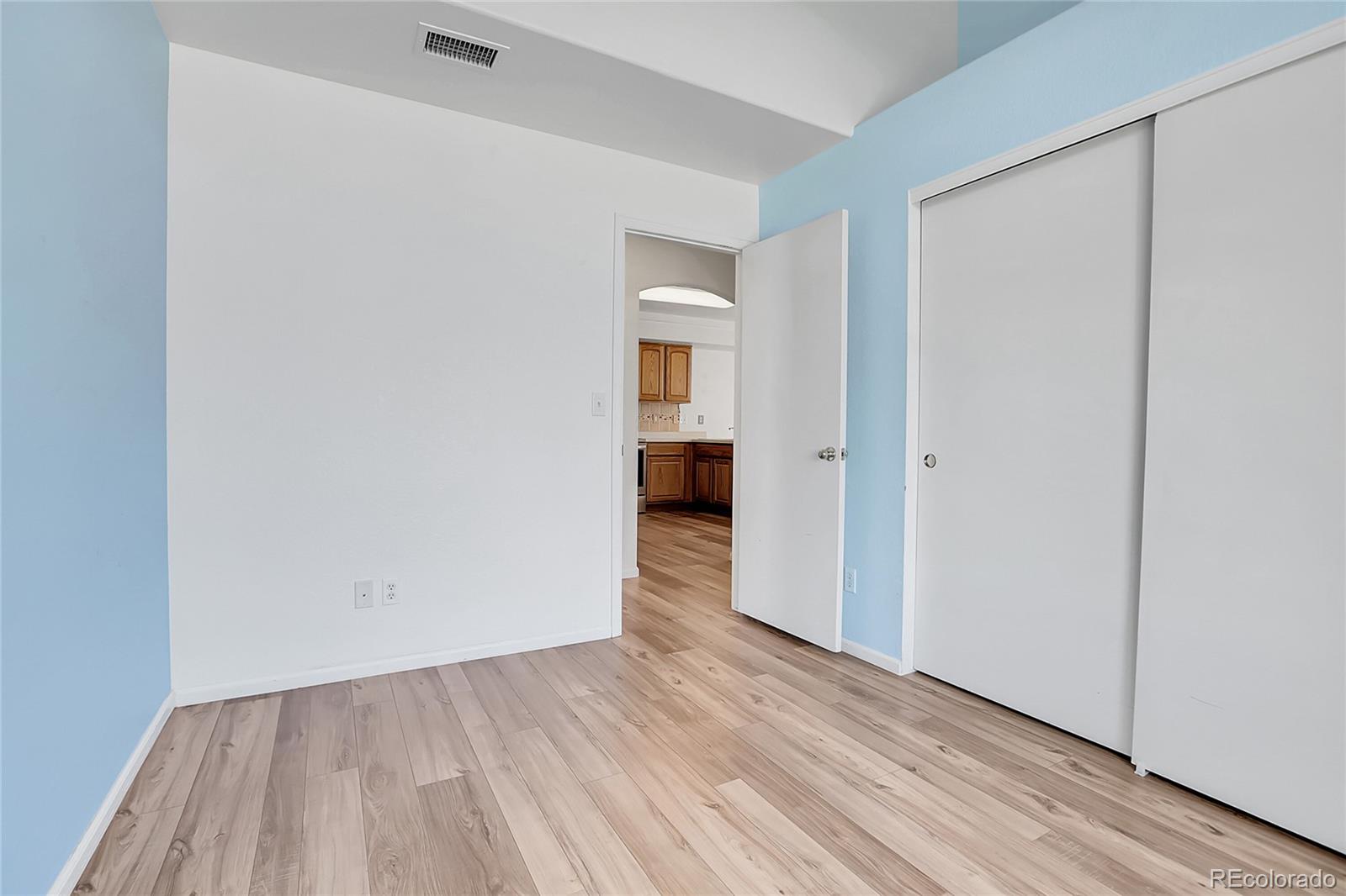 MLS Image #23 for 20764 e 47th avenue,denver, Colorado