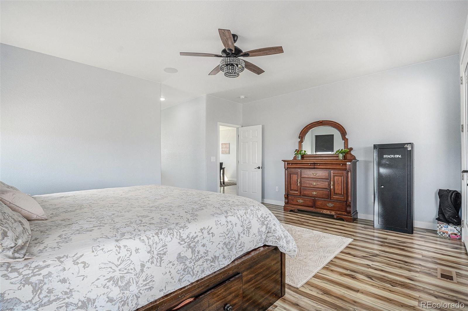 MLS Image #16 for 1222 s county road 185 ,byers, Colorado