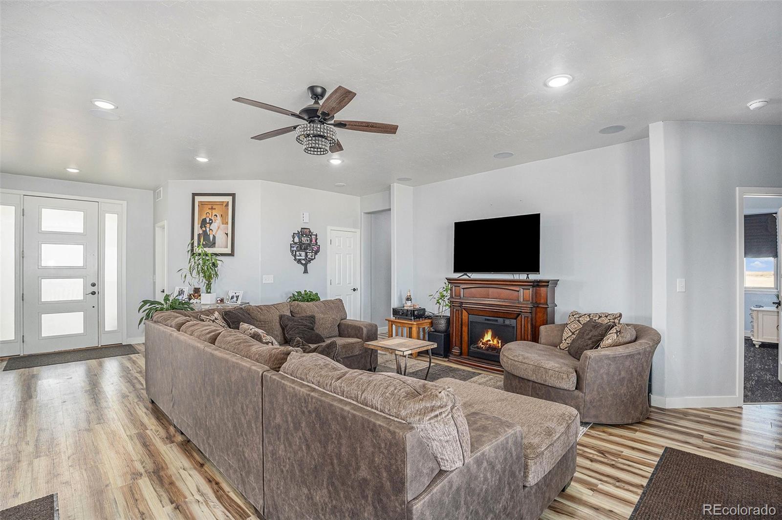 MLS Image #6 for 1222 s county road 185 ,byers, Colorado