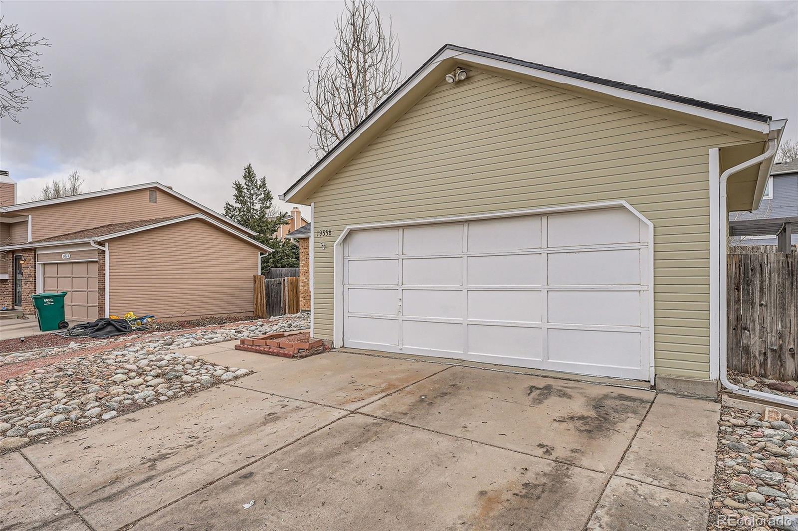 MLS Image #3 for 19558 e purdue place,aurora, Colorado