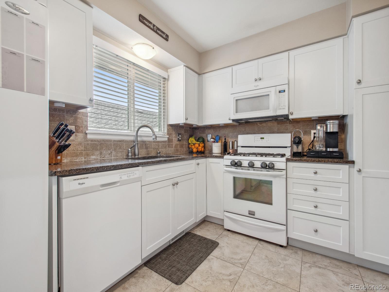 MLS Image #9 for 7049 e briarwood circle,centennial, Colorado