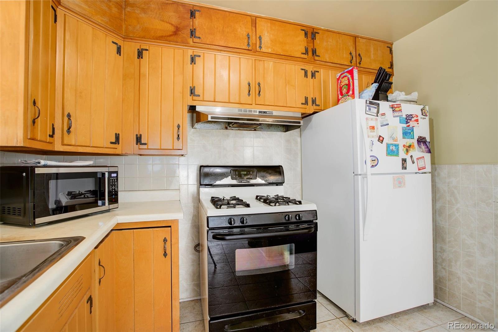 MLS Image #17 for 4850 e 18th avenue,denver, Colorado