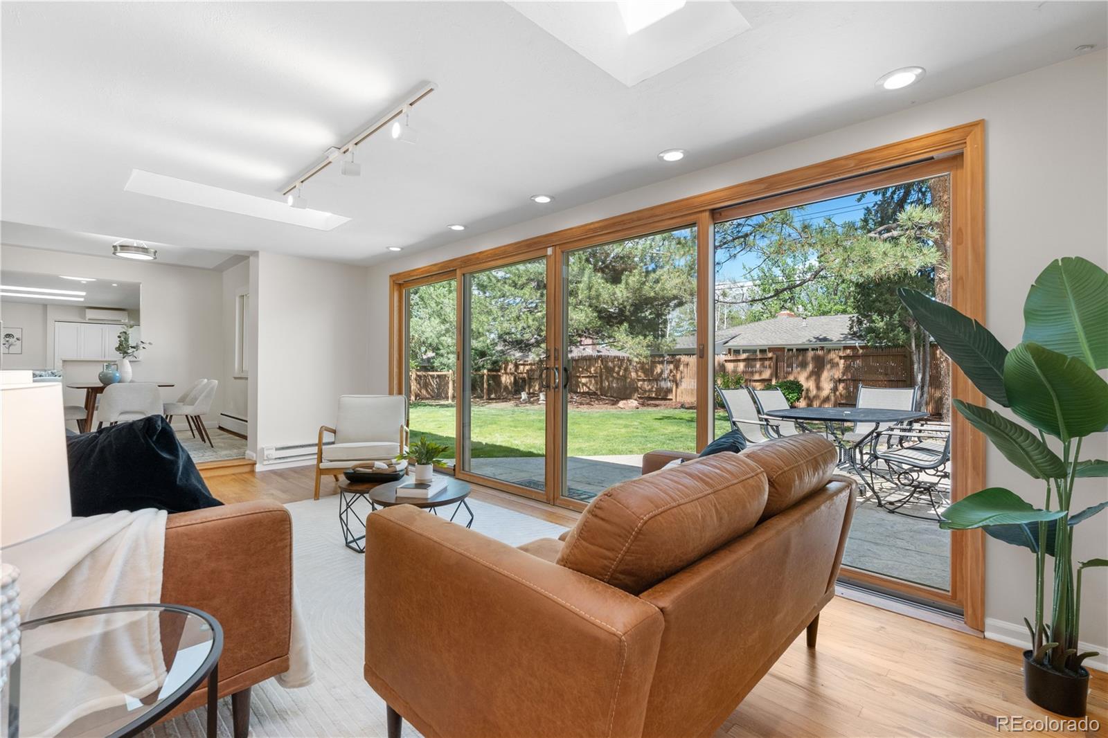 MLS Image #17 for 3194 s milwaukee street,denver, Colorado