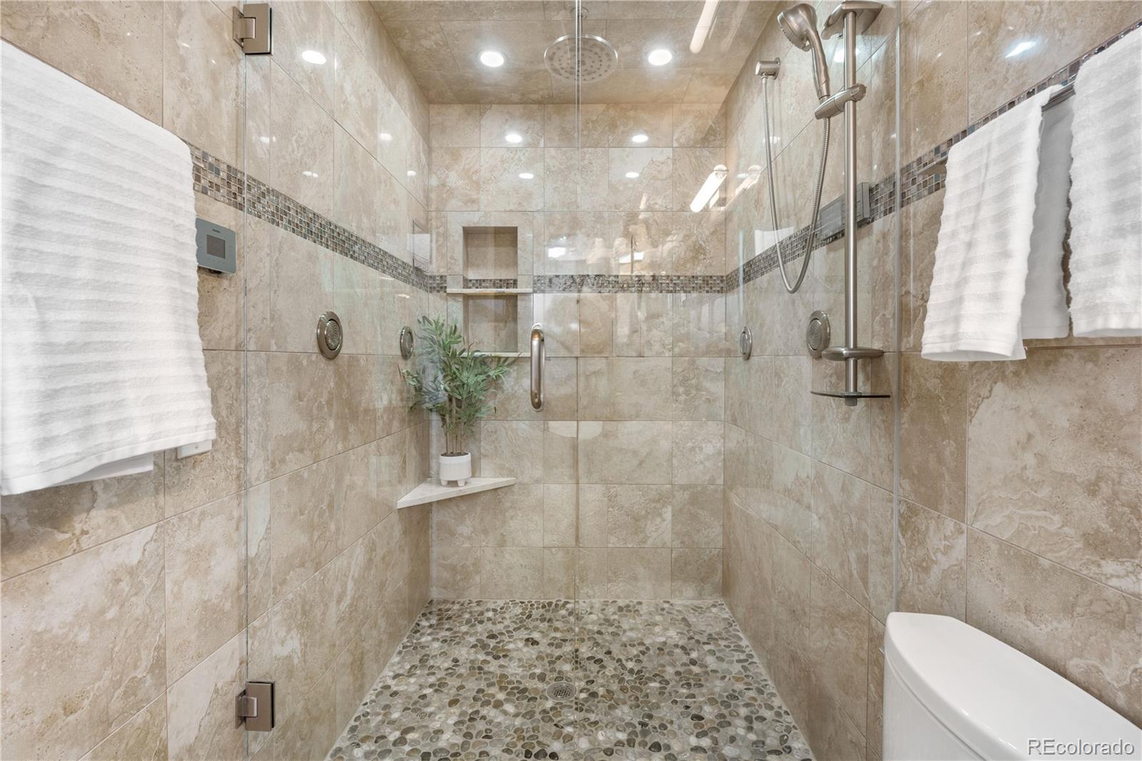 MLS Image #28 for 3194 s milwaukee street,denver, Colorado
