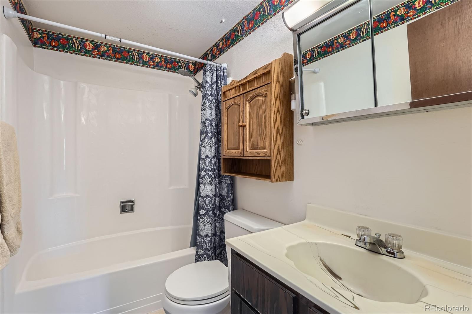 MLS Image #22 for 12407 e louisiana avenue,aurora, Colorado