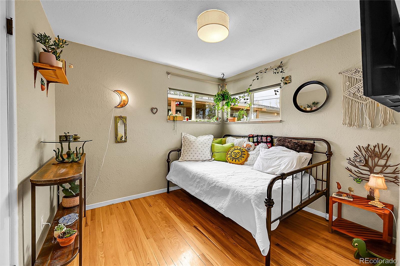 MLS Image #6 for 1243 s tejon street,denver, Colorado