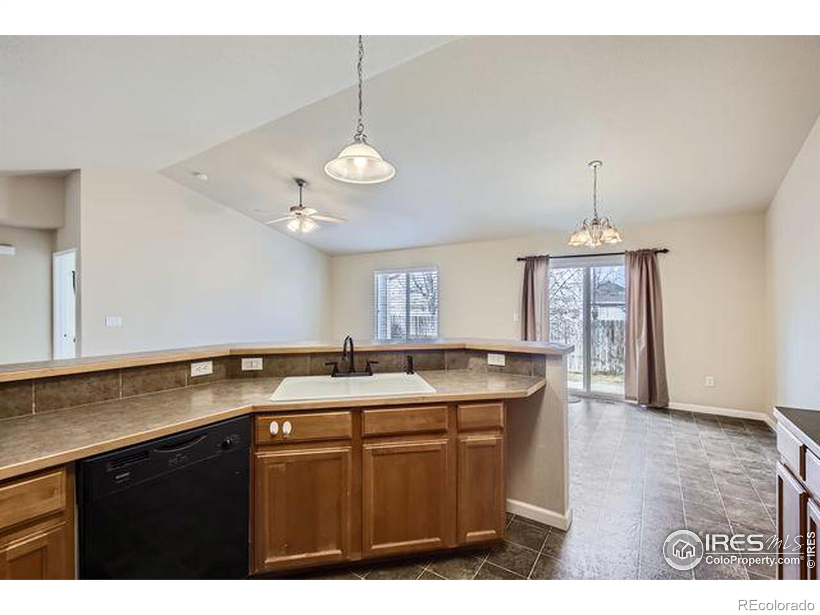 MLS Image #9 for 8441  pebble court,wellington, Colorado