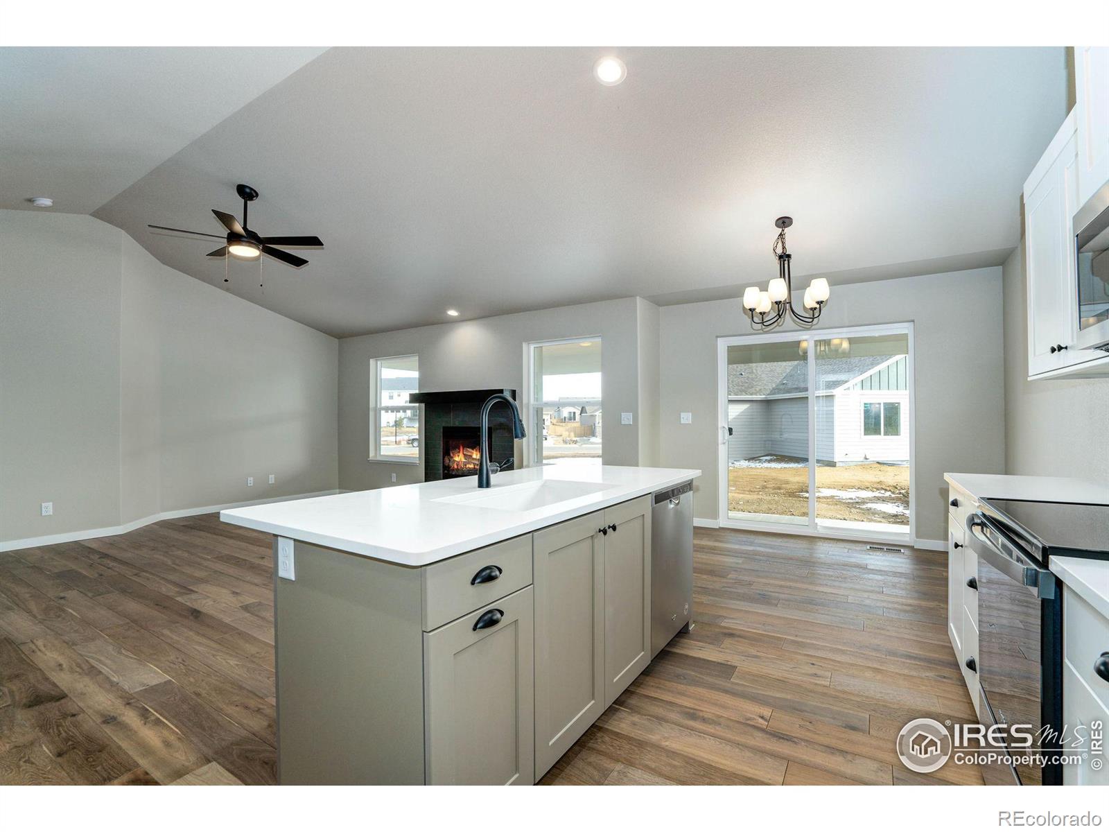 MLS Image #3 for 6975  feather reed drive,wellington, Colorado