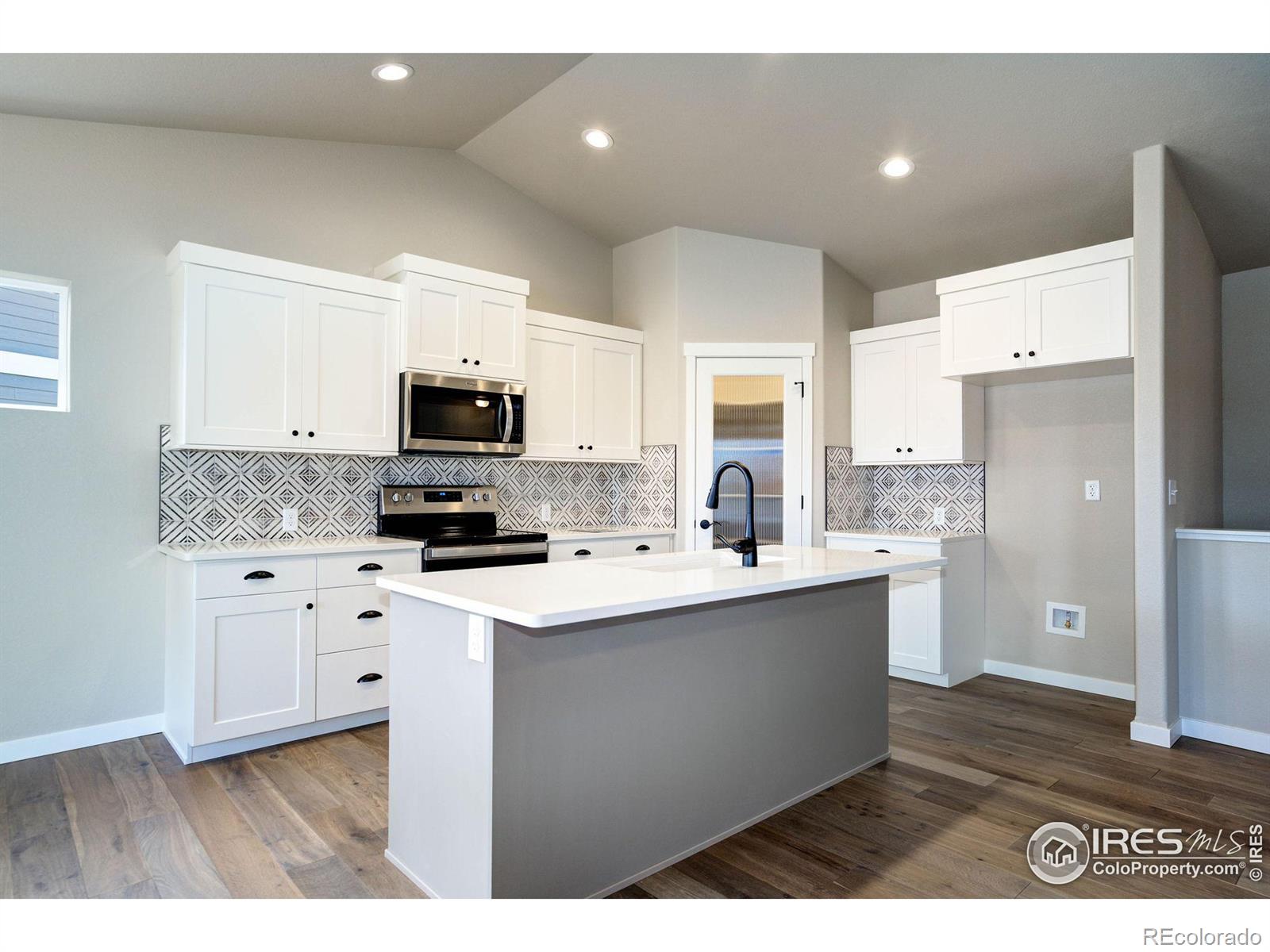 MLS Image #4 for 6975  feather reed drive,wellington, Colorado