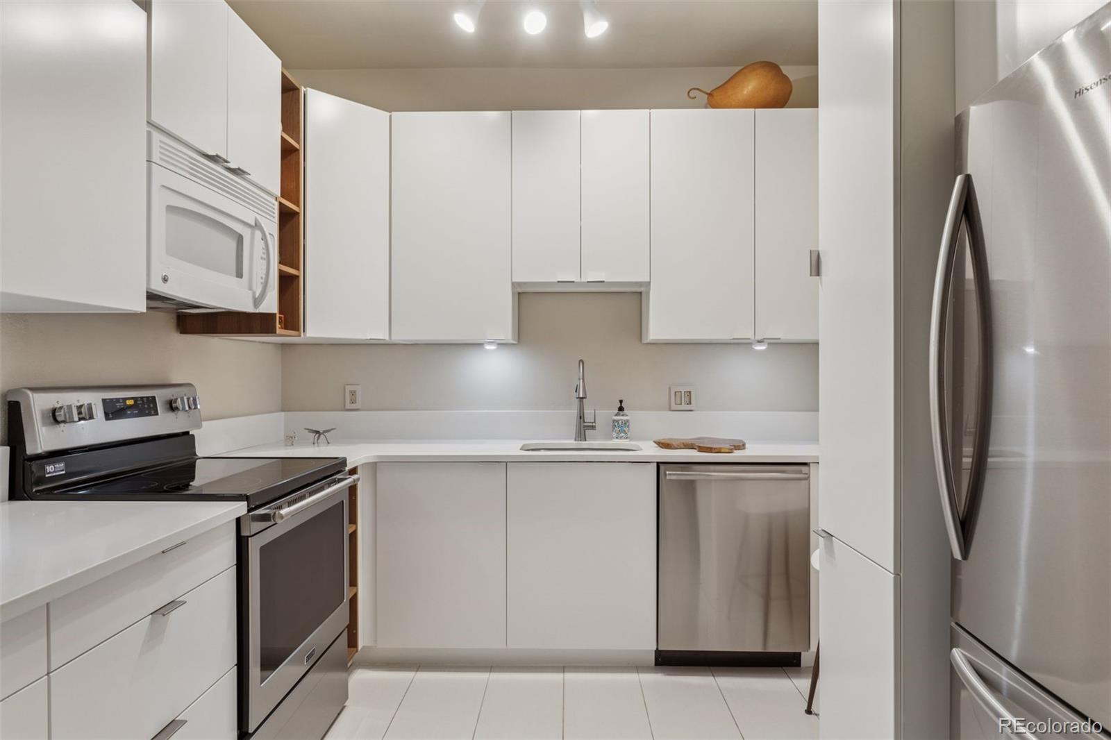 MLS Image #28 for 865  delaware street,denver, Colorado