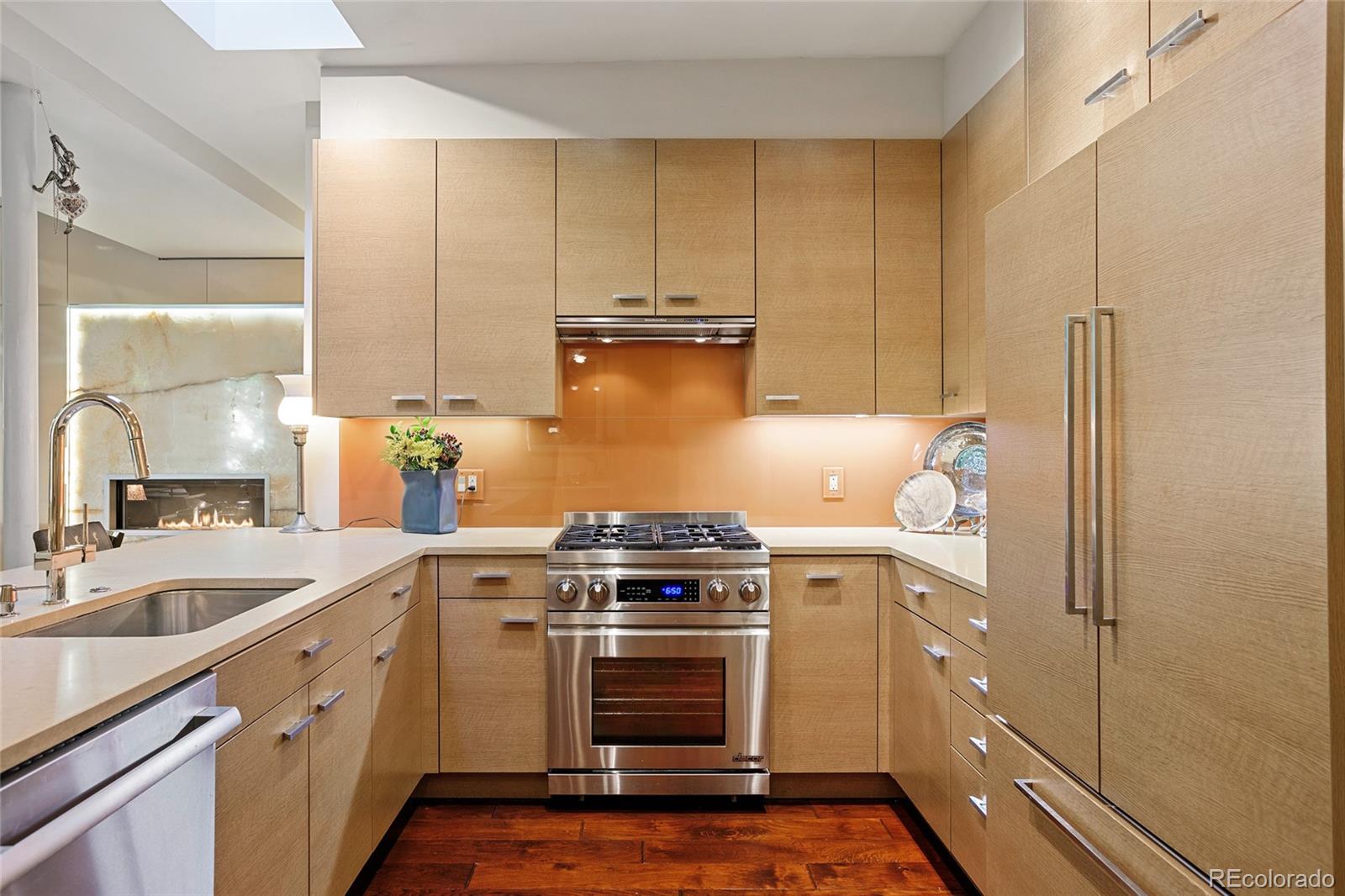 MLS Image #8 for 865  delaware street,denver, Colorado