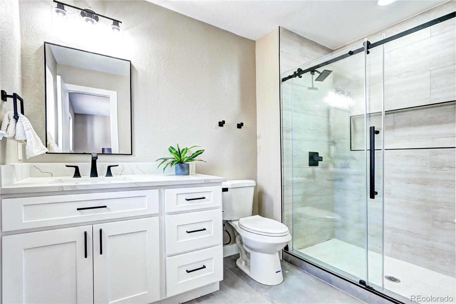 MLS Image #22 for 507 s pontiac way,denver, Colorado