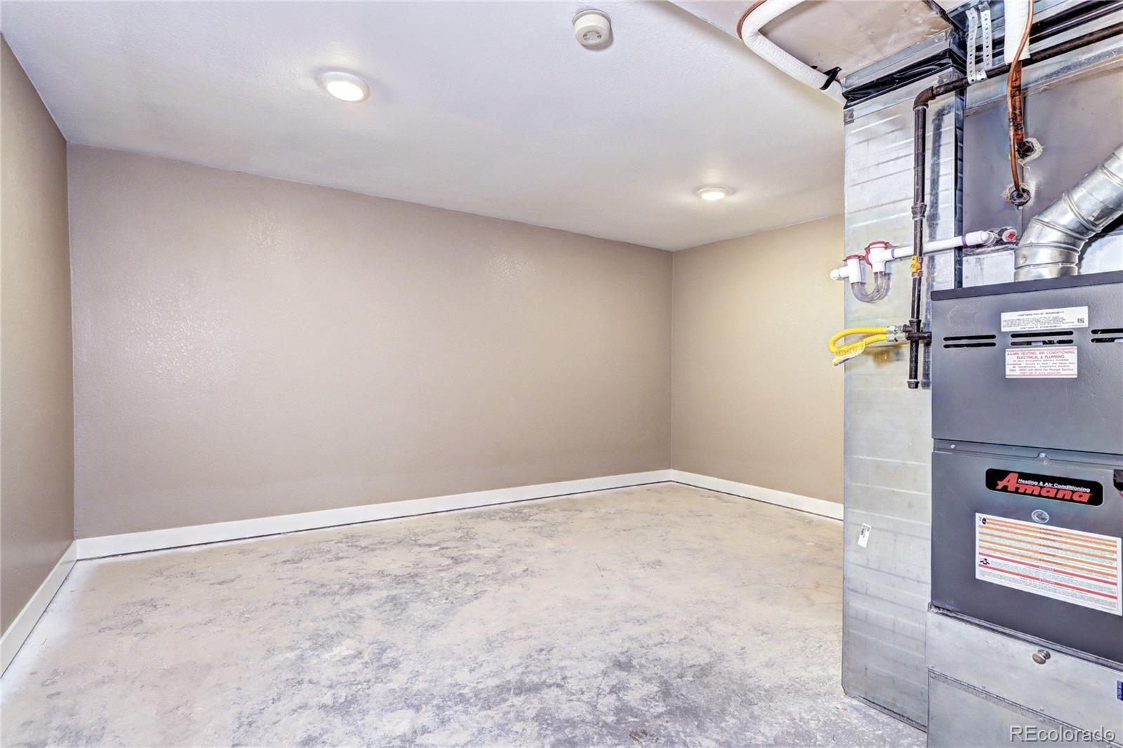 MLS Image #31 for 507 s pontiac way,denver, Colorado