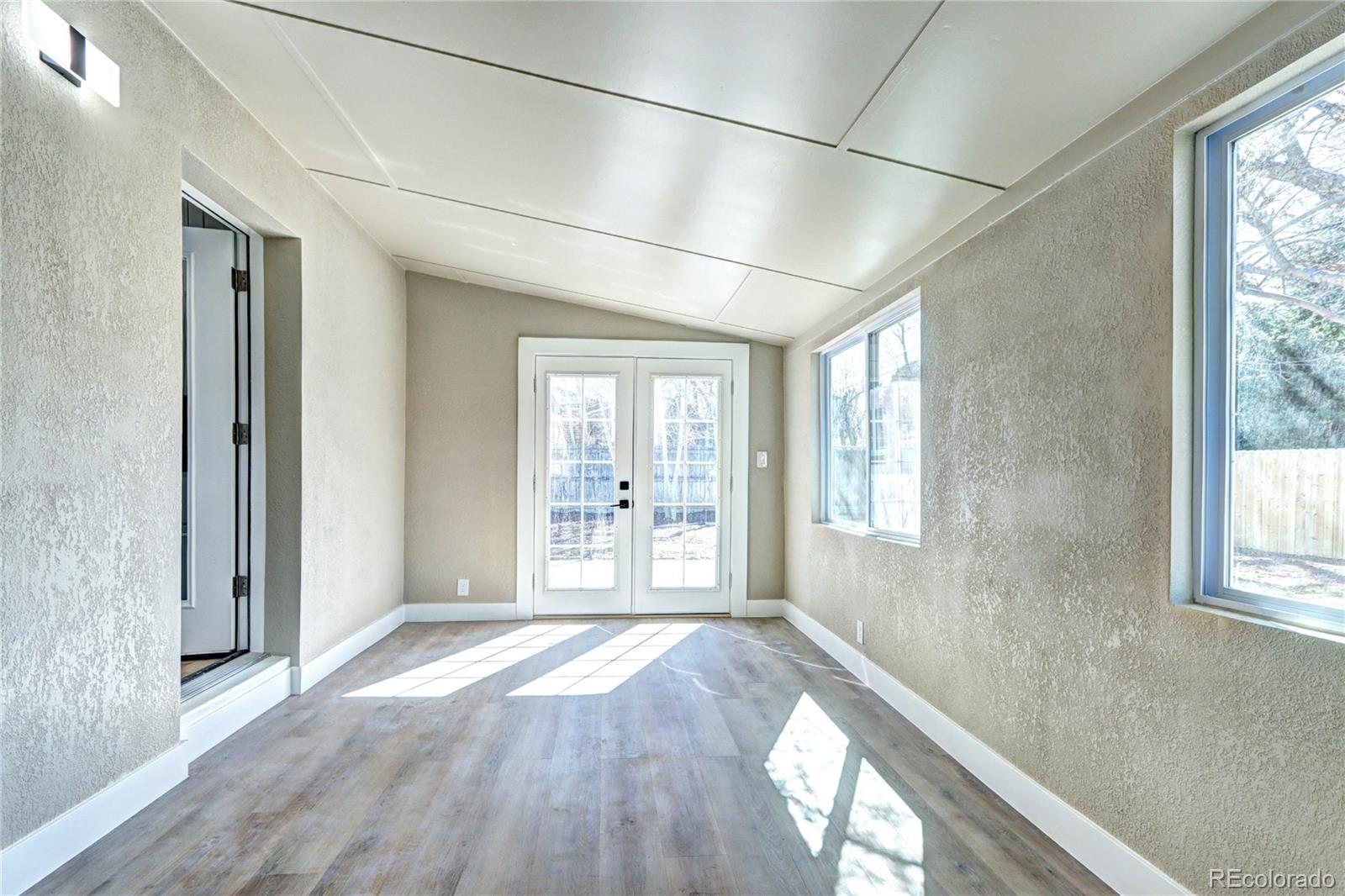 MLS Image #32 for 507 s pontiac way,denver, Colorado