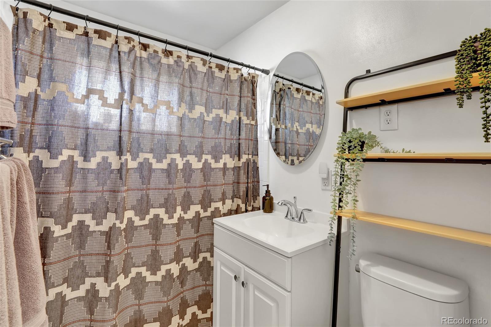 MLS Image #13 for 4040 s inca street,englewood, Colorado