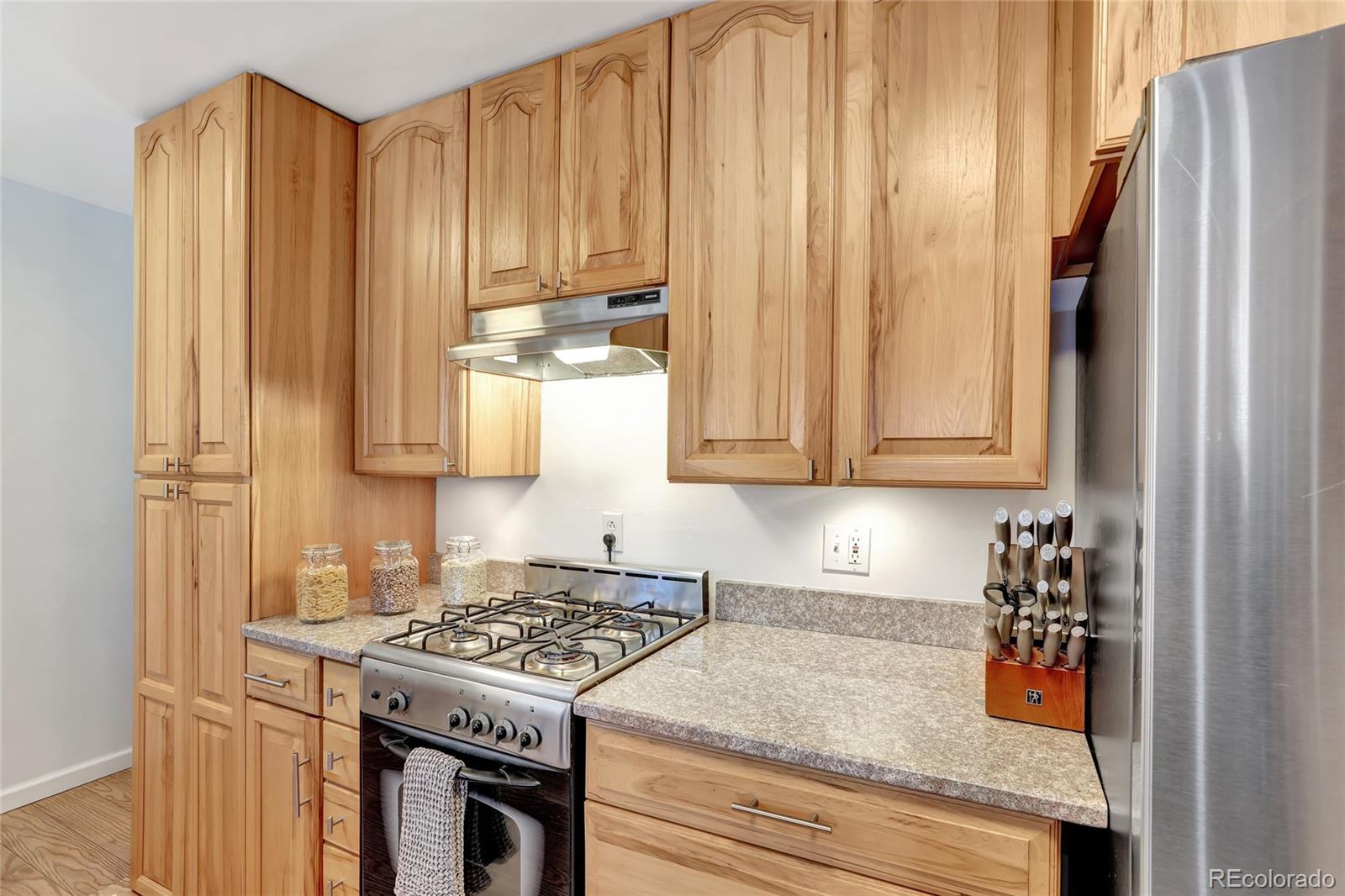 MLS Image #8 for 4040 s inca street,englewood, Colorado