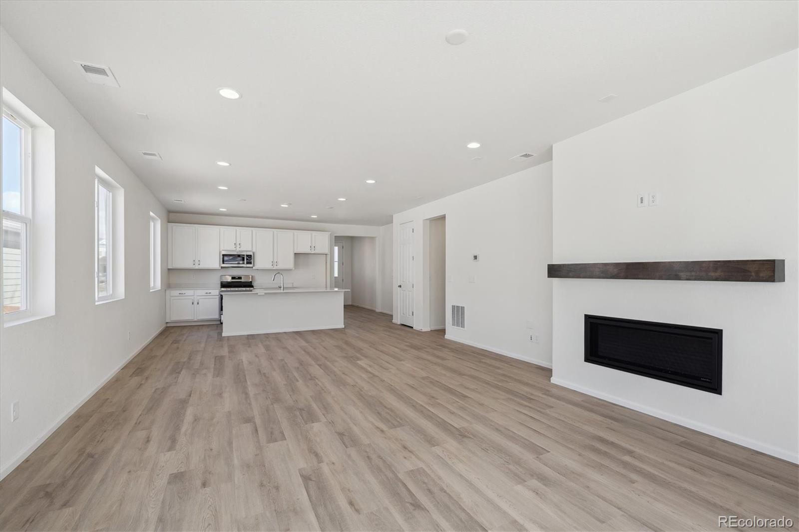 MLS Image #7 for 1306  sienna peak circle,erie, Colorado