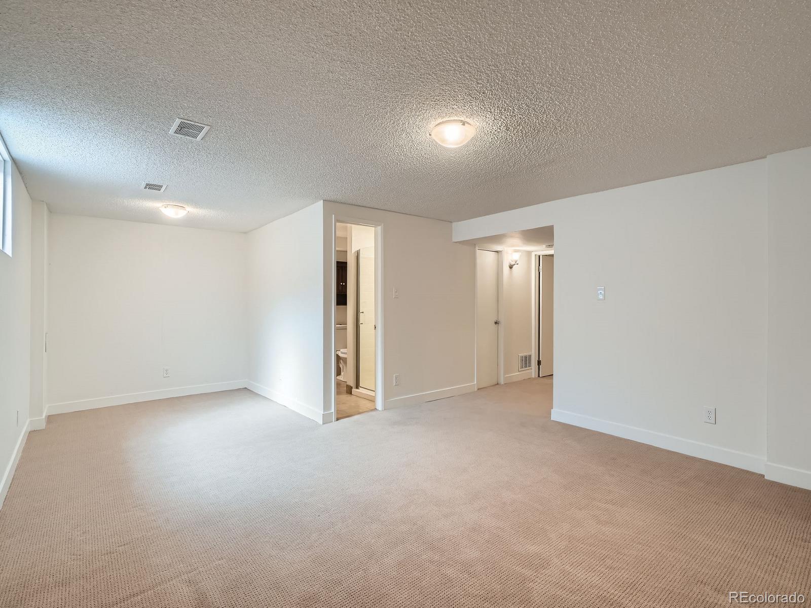 MLS Image #19 for 9057 e oxford drive,denver, Colorado