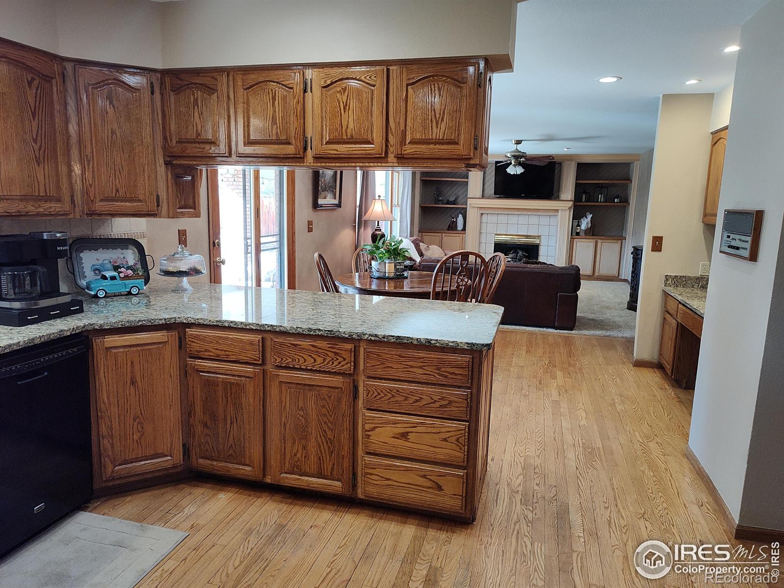 MLS Image #11 for 2525  22nd drive,longmont, Colorado