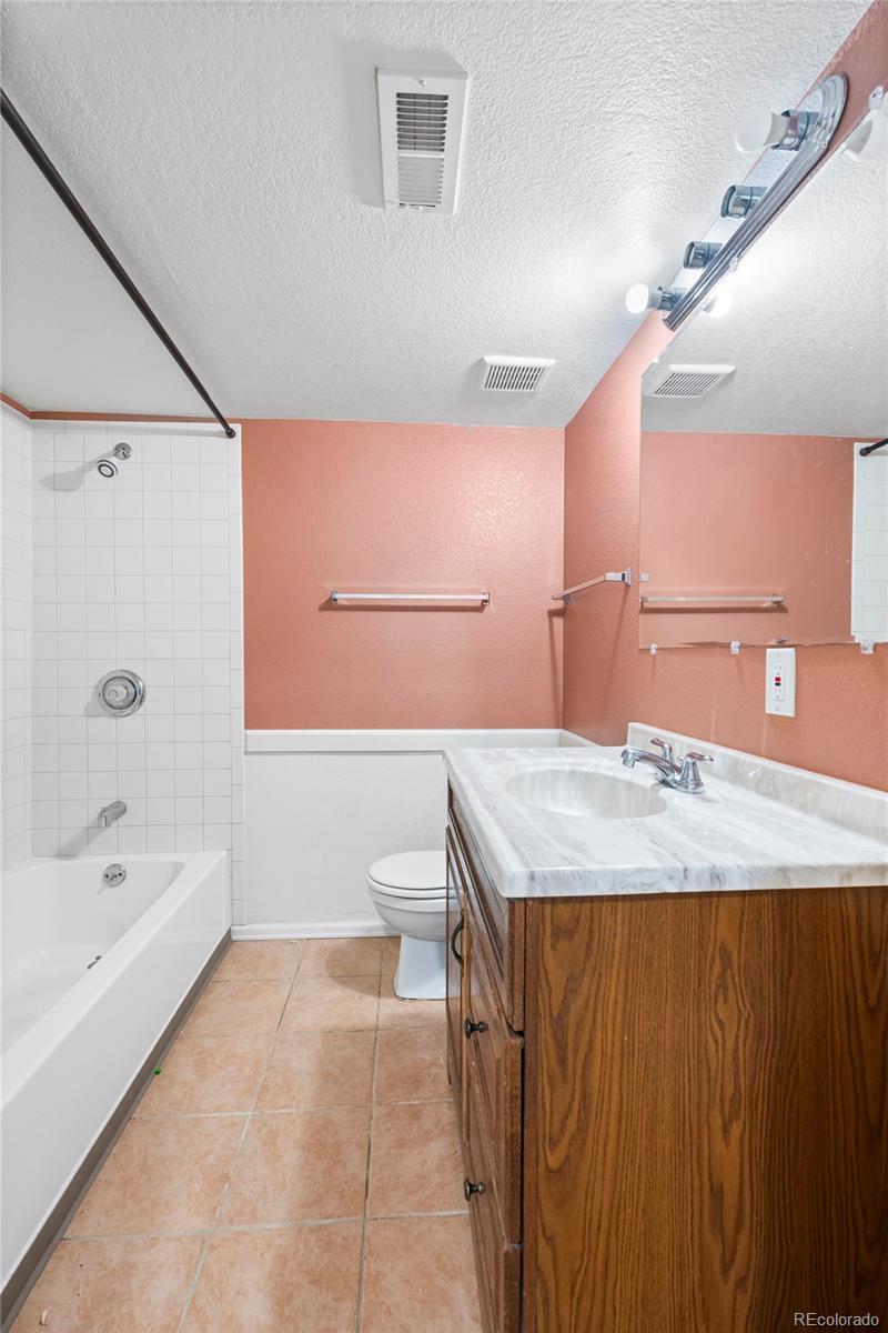 MLS Image #38 for 22678 e lake place,centennial, Colorado