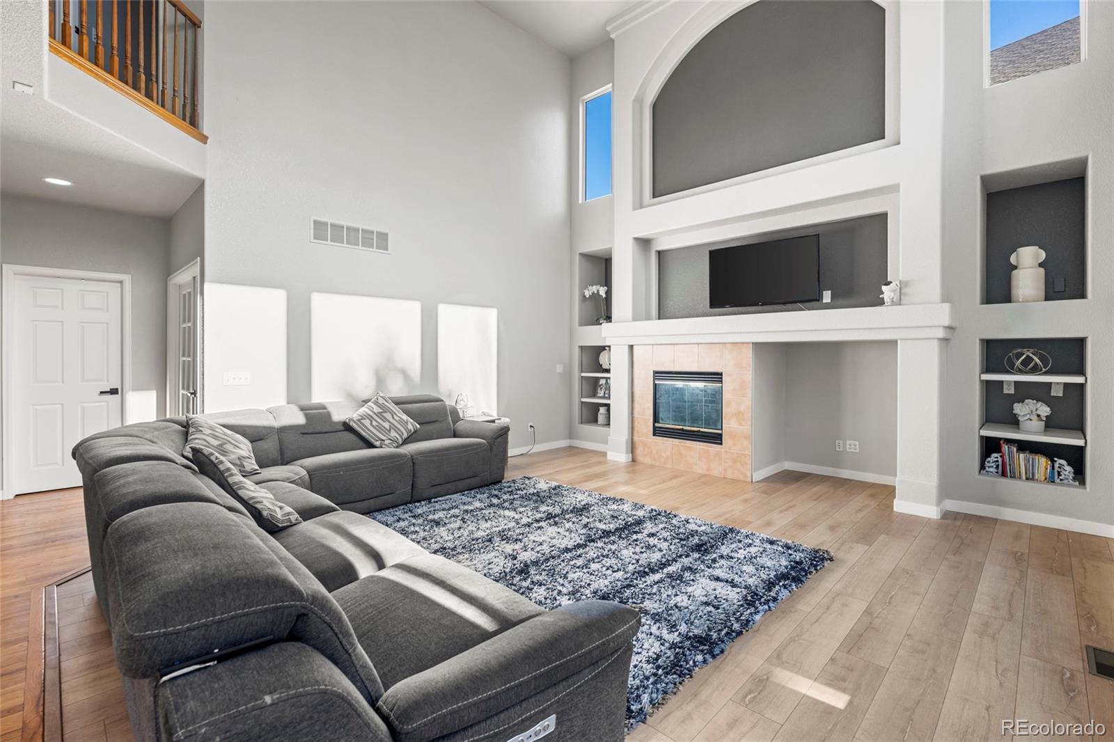 MLS Image #5 for 22678 e lake place,centennial, Colorado