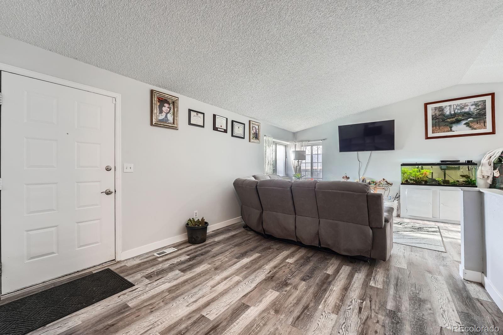 MLS Image #3 for 4234 s bahama street,aurora, Colorado