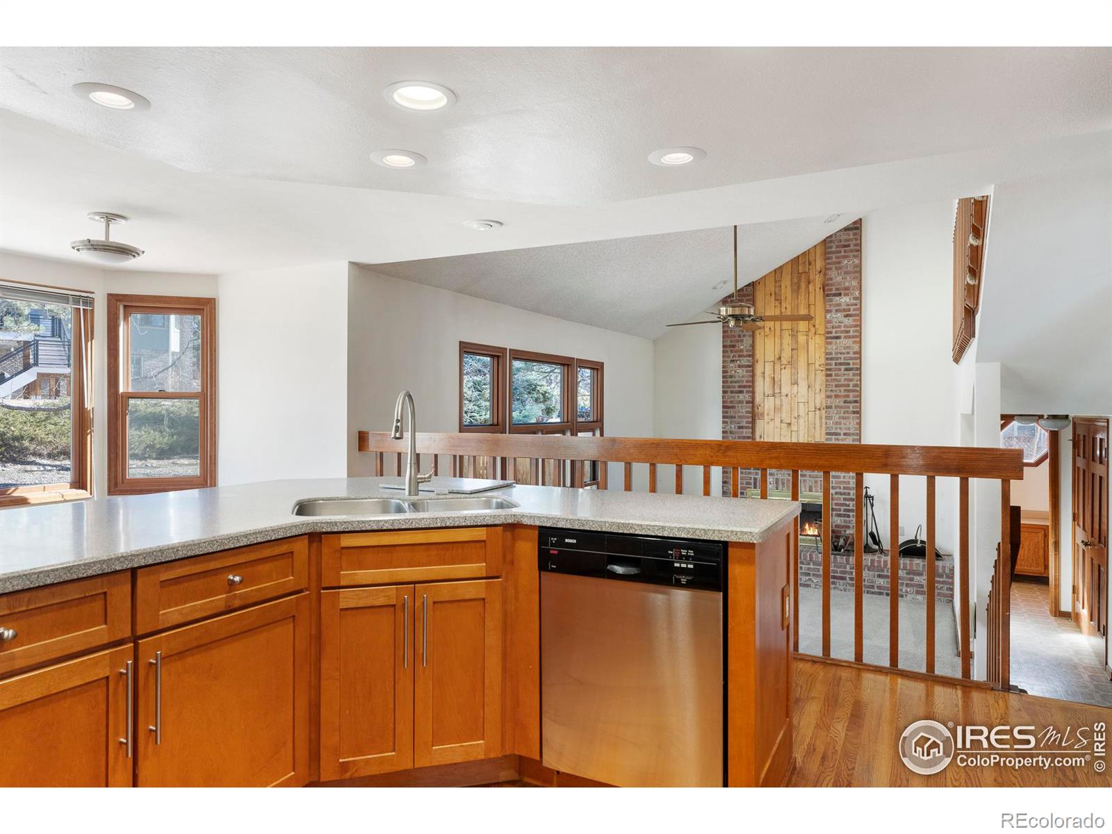 MLS Image #11 for 8239  kincross way,boulder, Colorado