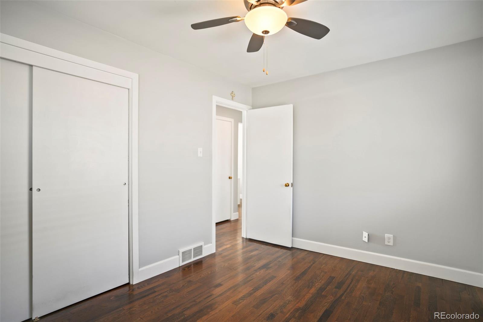 MLS Image #16 for 1360 s hudson street,denver, Colorado