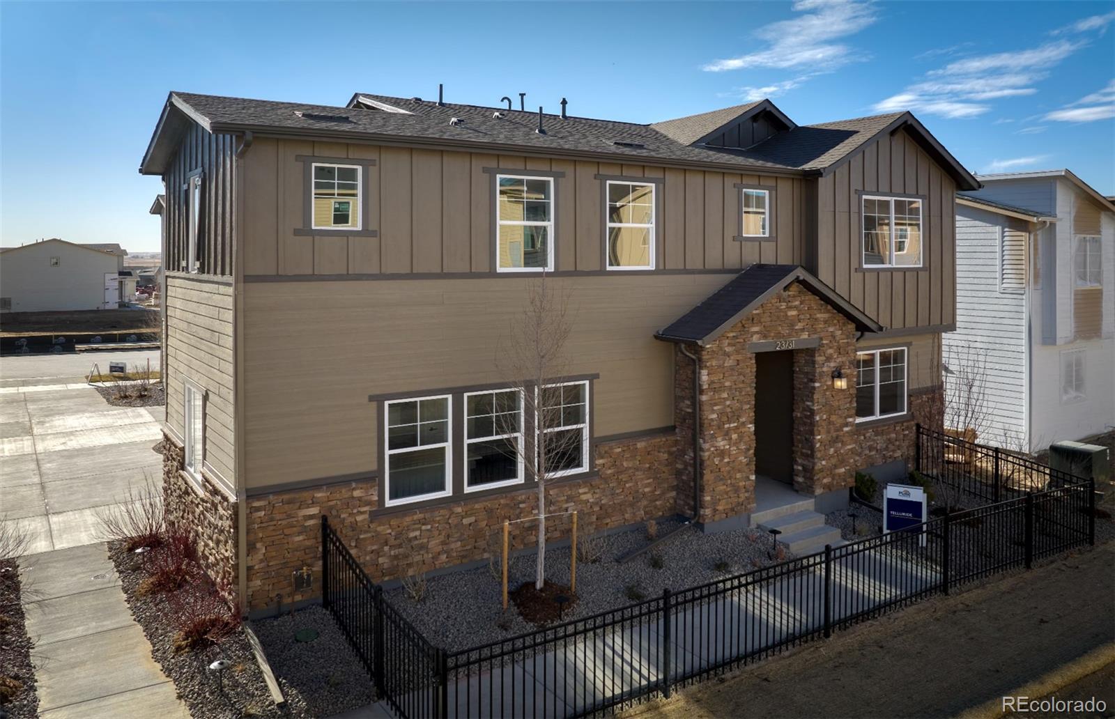 MLS Image #18 for 23731 e 40th avenue,aurora, Colorado