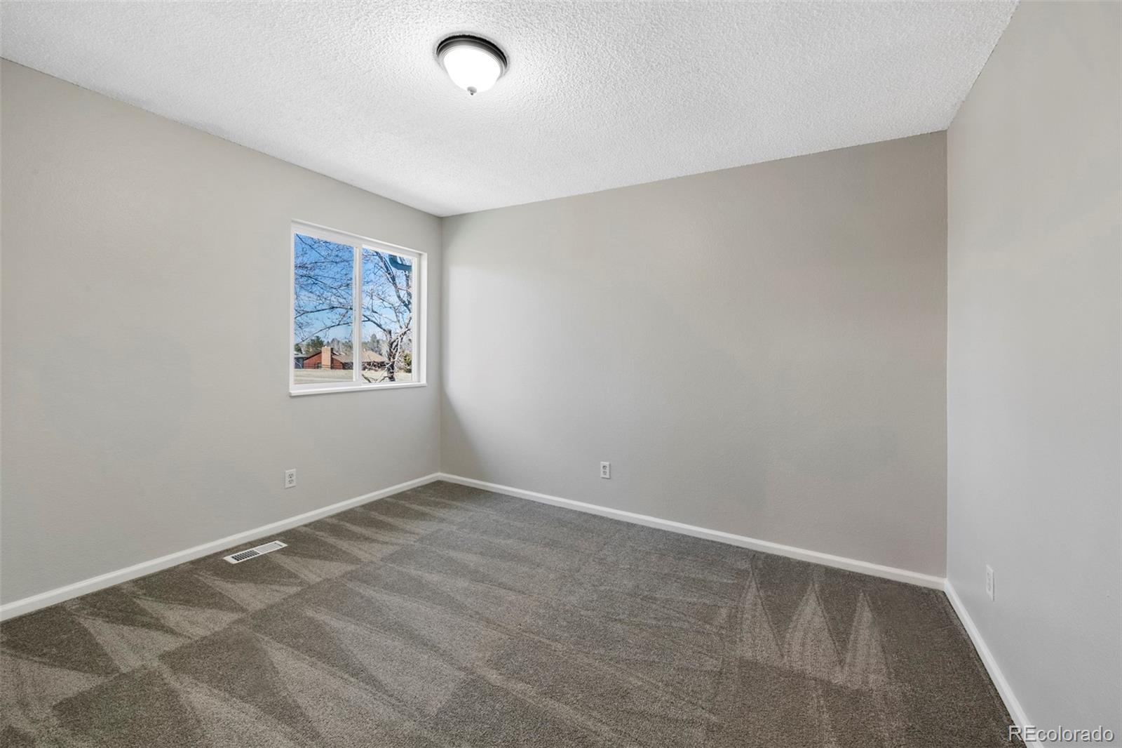 MLS Image #28 for 7746 s harrison circle,centennial, Colorado