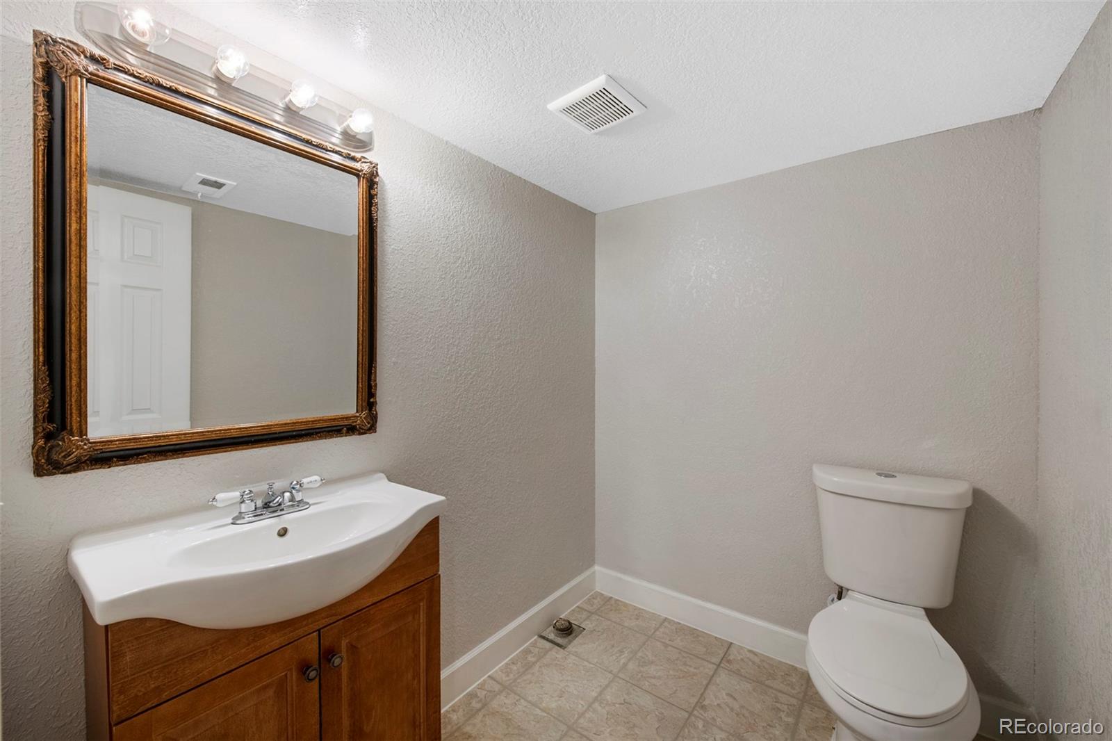 MLS Image #37 for 7746 s harrison circle,centennial, Colorado