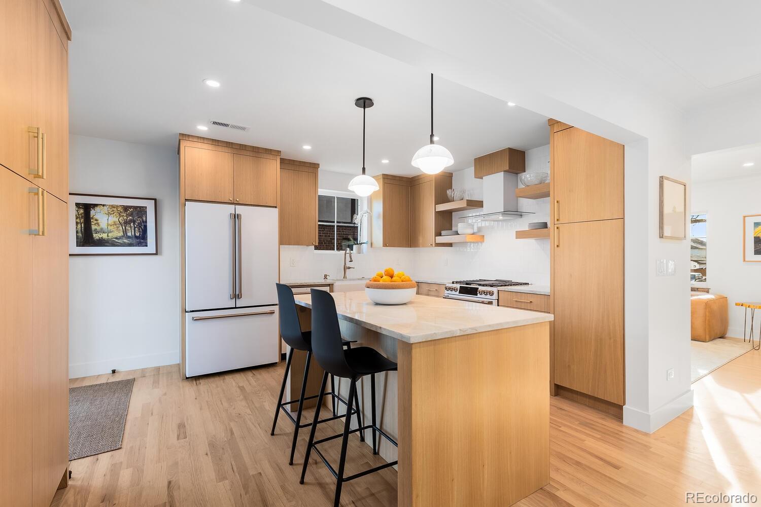 MLS Image #14 for 450 s york street,denver, Colorado