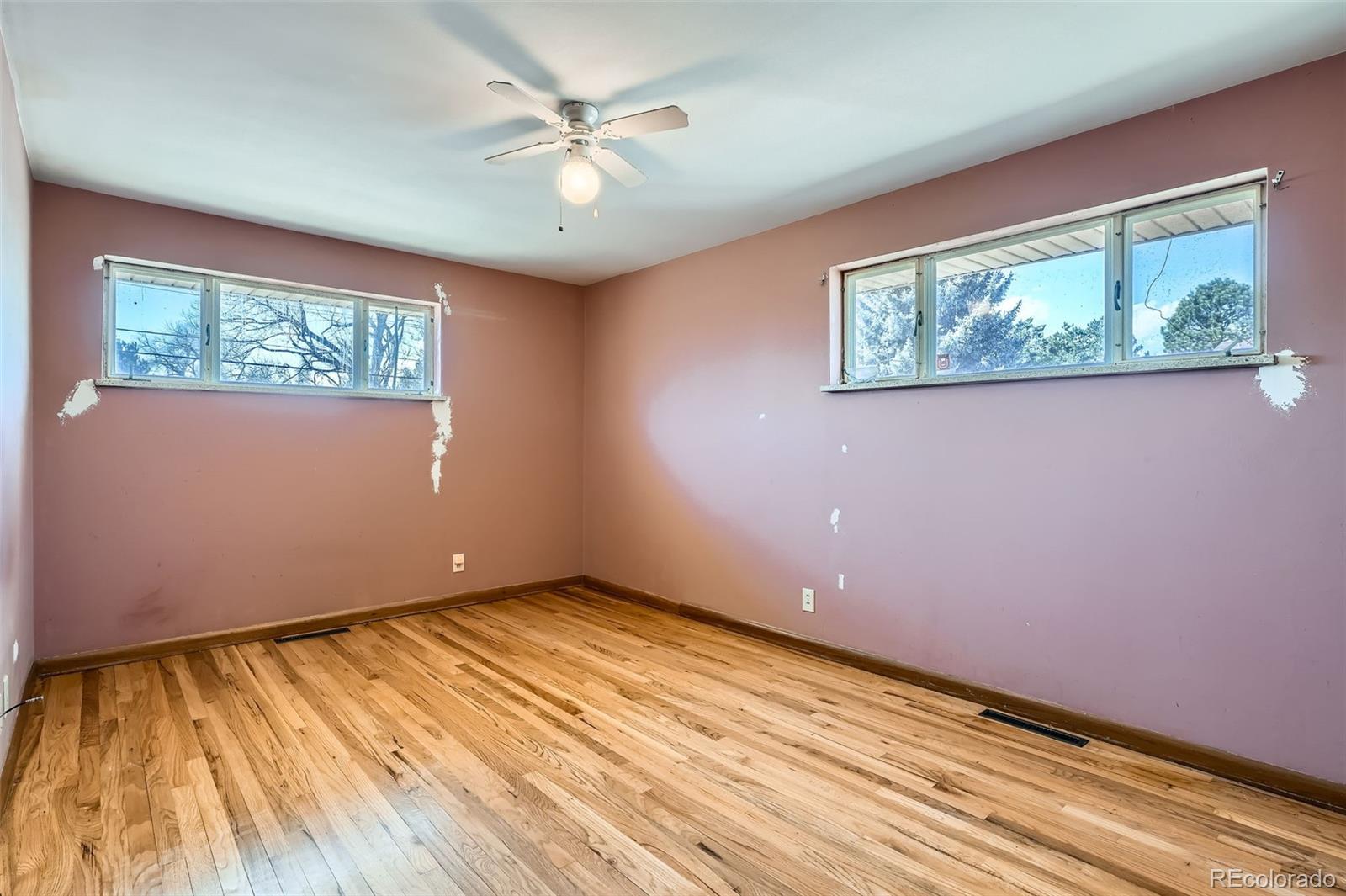 MLS Image #11 for 2525 s ivanhoe place,denver, Colorado