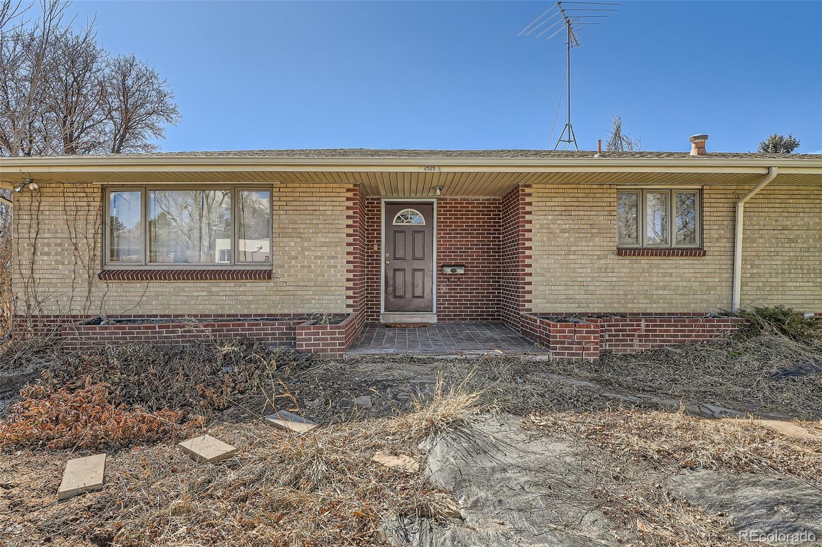 MLS Image #3 for 2525 s ivanhoe place,denver, Colorado