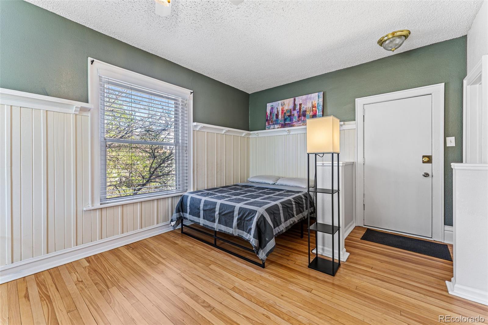 MLS Image #5 for 1356 n pearl street,denver, Colorado