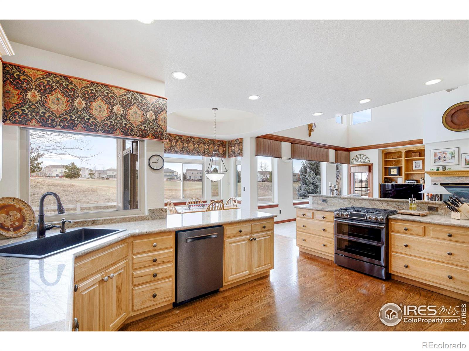 MLS Image #5 for 4405  fairway lane,broomfield, Colorado