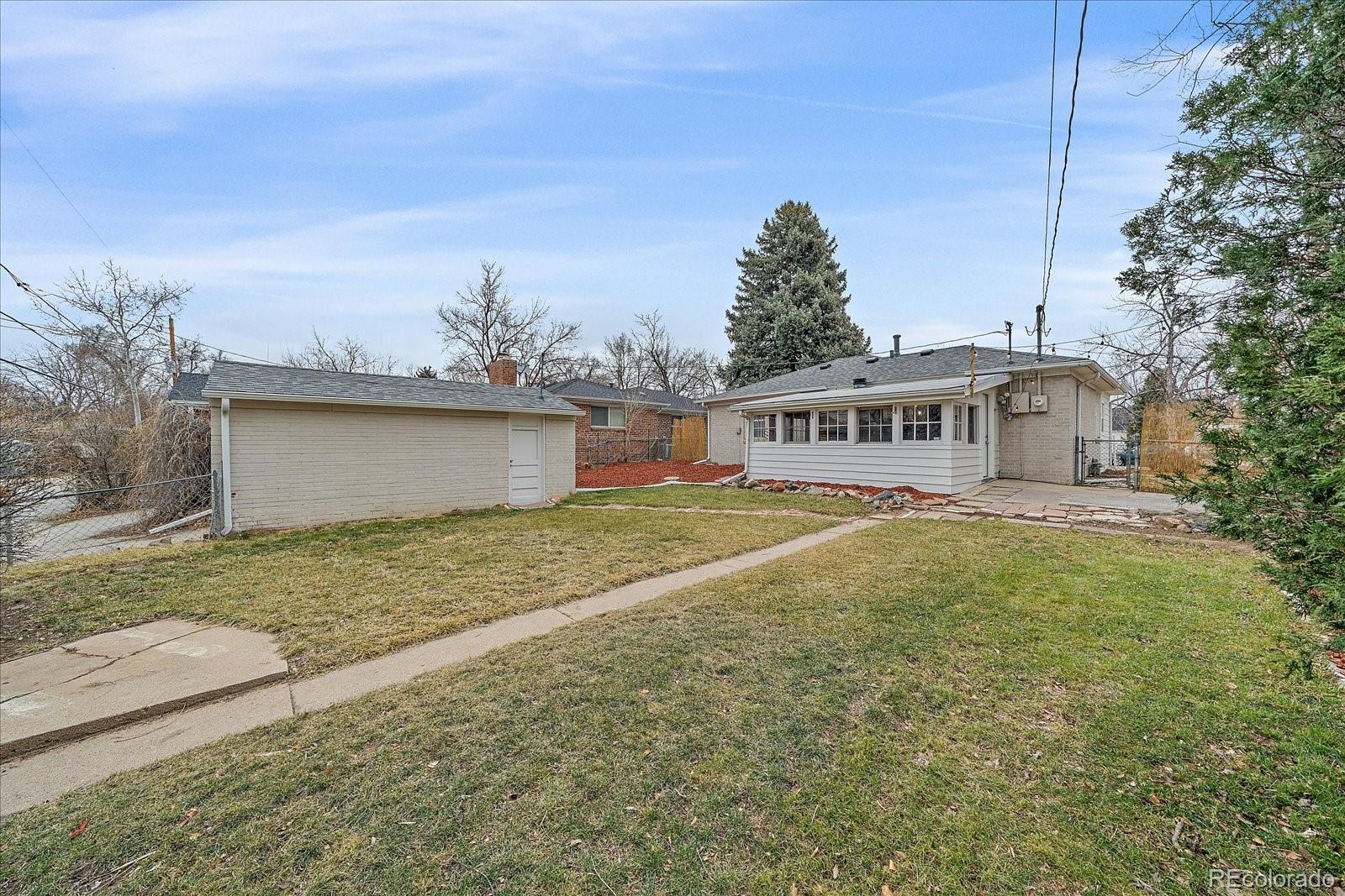 MLS Image #18 for 903  poplar street,denver, Colorado