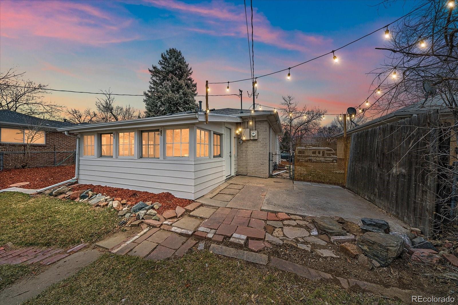 MLS Image #21 for 903  poplar street,denver, Colorado