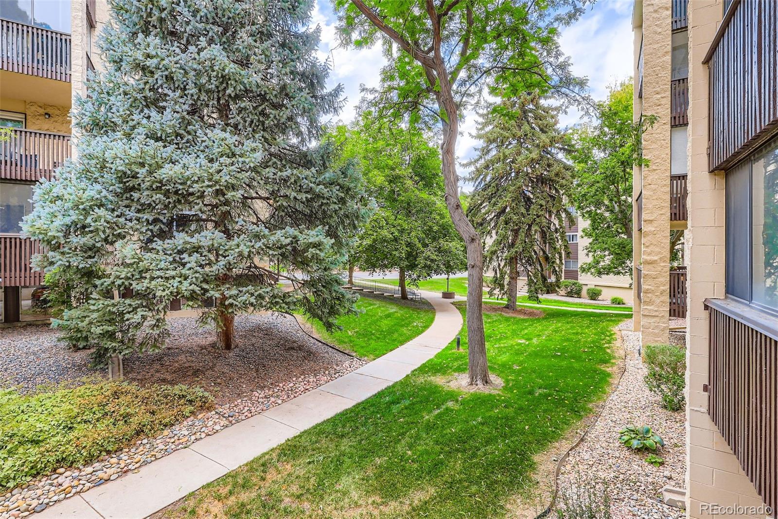 MLS Image #10 for 6940 e girard avenue,denver, Colorado