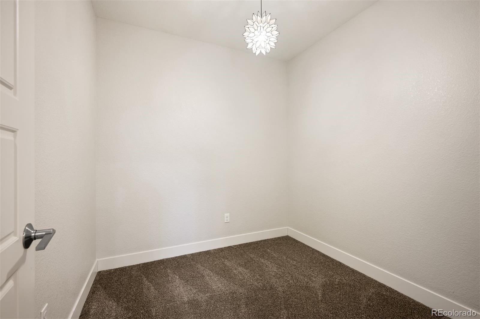 MLS Image #26 for 5050  akron street,denver, Colorado